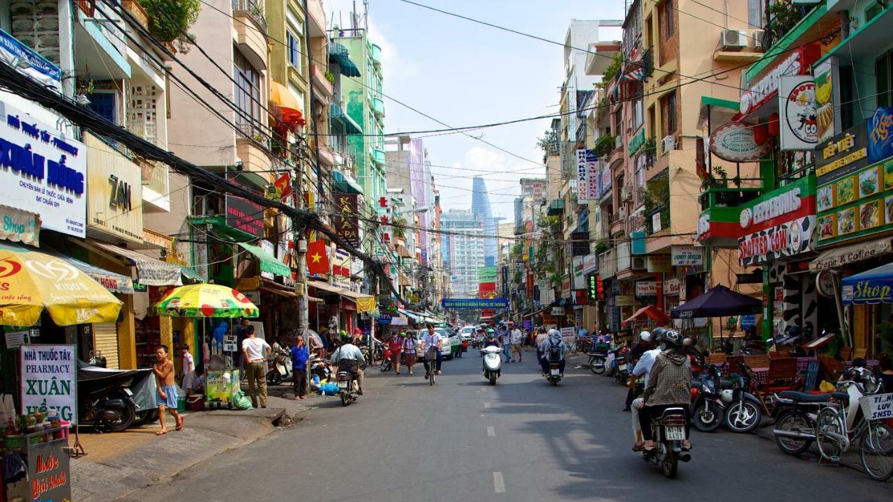 Reddoorz @ Le Van Sy Street Ho Chi Minh City Exterior photo
